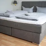 Zwehrener Hof 3*
