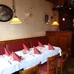 Zwehrener Hof Hotel 3*