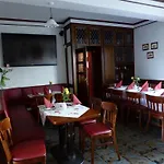 Zwehrener Hof Hotel 3*