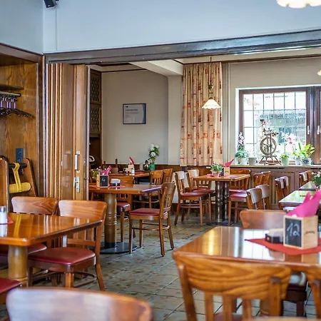 泽林内霍夫旅馆 酒店 3*