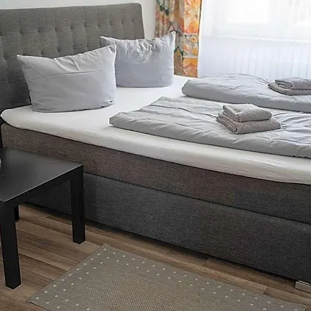 Zwehrener Hof 3*