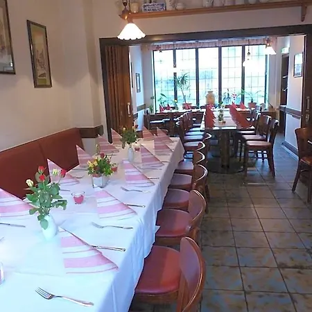 Zwehrener Hof Hotel 3*