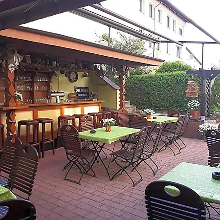 Zwehrener Hof Hotel 3*